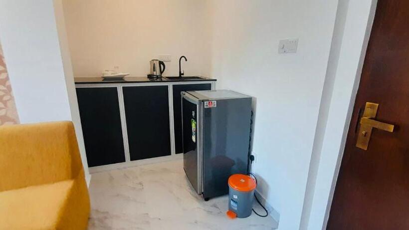 Люкс с Балконом, Ivory Laze