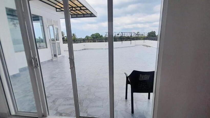 Стандартный Номер Кровать Кинг, Ivory Laze