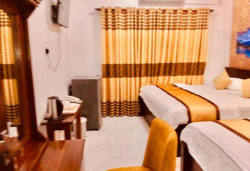 Стандартный Номер Кровать Кинг, Ivory Laze