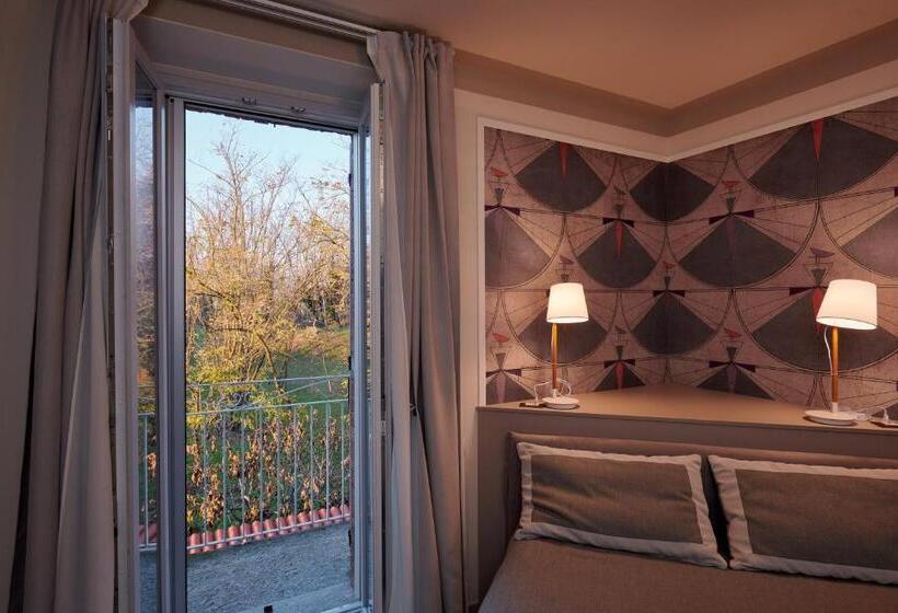 اتاق لوکس, La Villa