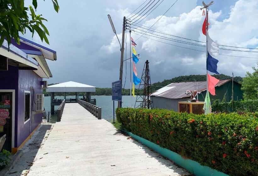 Четырехместный Номер Стандарт, Room In Bungalow   Family Cottage Of Koh Pu