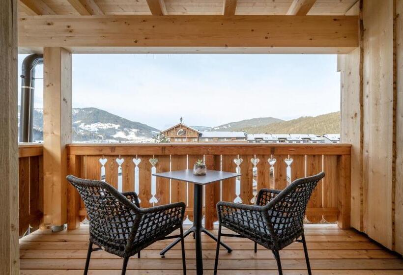 غرفة ديلوكس, Almdorf Almlust