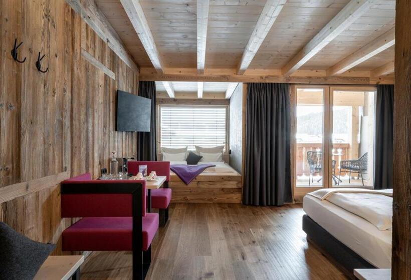 غرفة ديلوكس, Almdorf Almlust