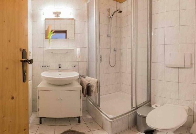 バルコニー付きスタンダードルーム, Christoph