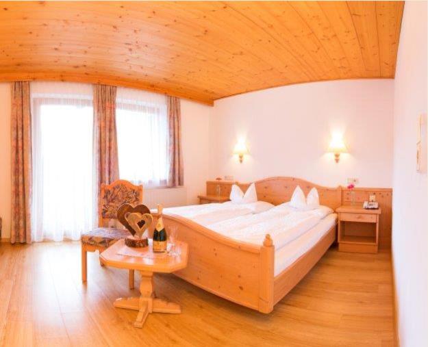 バルコニー付きスタンダードトリプルルーム, Christoph