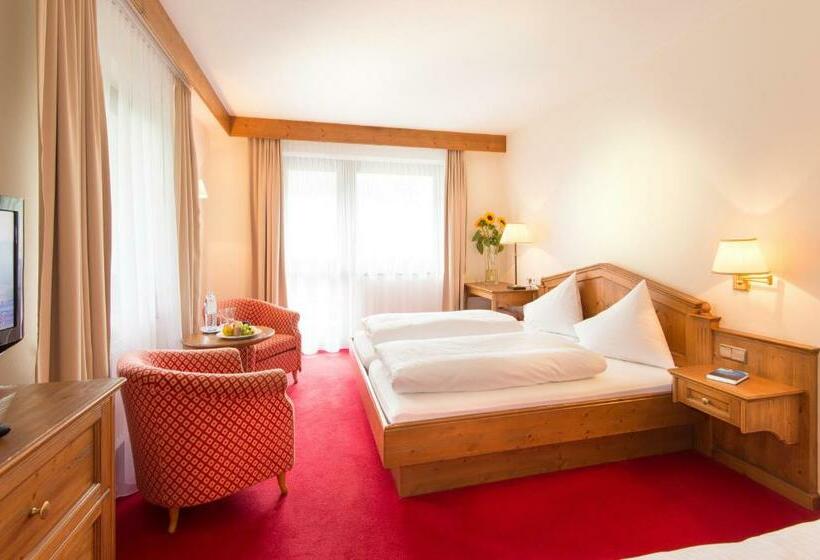 コンフォートルーム, Dachstein