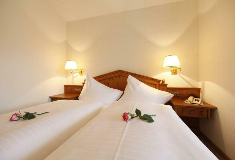 スタンダードルーム, Dachstein