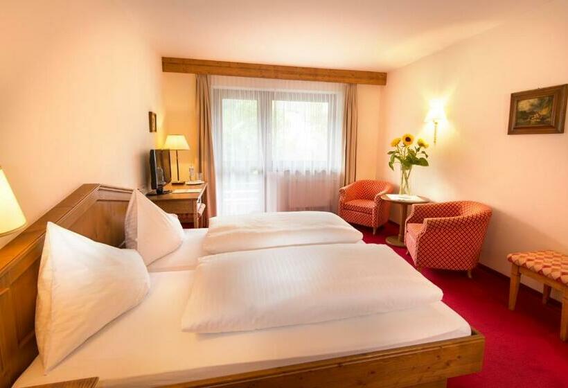 スタンダードルーム, Dachstein