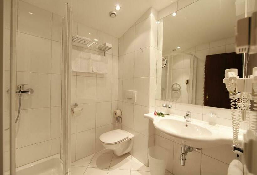 スタンダードルーム, Dachstein