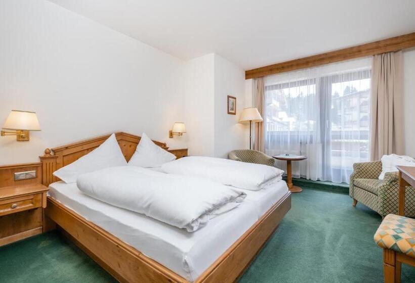 スタンダードルーム, Dachstein