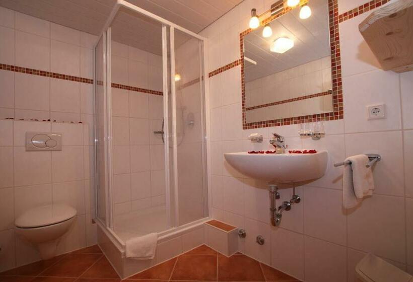 Семейный Номер, Gasthof Zur Mühle