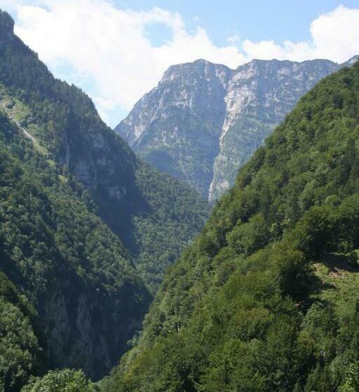 스위트, Pass Lueg