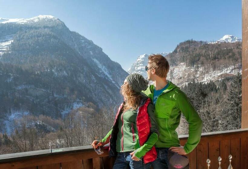 스탠다드 룸 산 전망, Pass Lueg