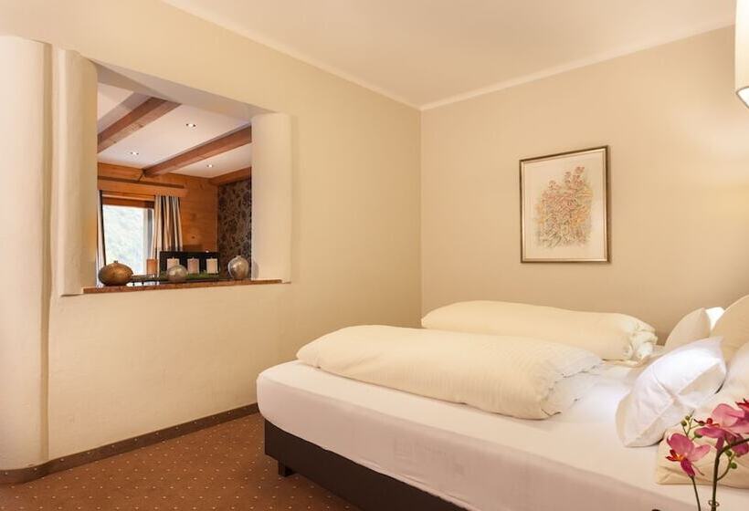 스위트, Pass Lueg