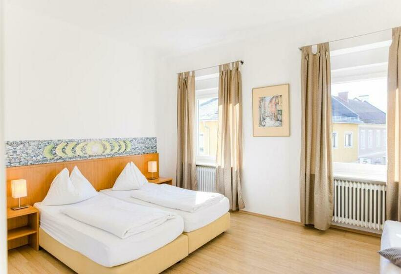 Номер Стандарт, Restaurant Römerhof