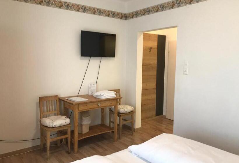 Номер Basic с Балконом, Wein & Landhaus Willi Opitz