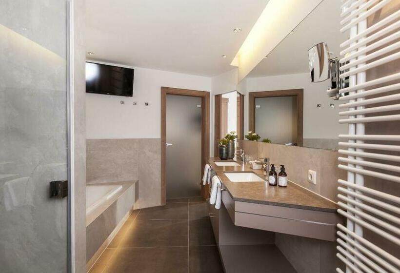 سوییت خانوادگی, Schlosshotel Fiss