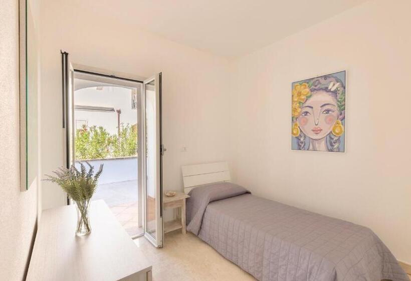 带2个卧室的公寓, Apartments With Air Conditioning In Orosei
