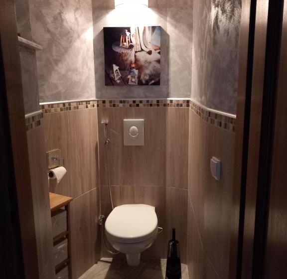 Номер Стандарт, Chambres Suite D Hôte Divine Providence