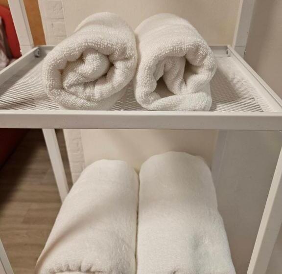 经济房, Hommie By De A Ga