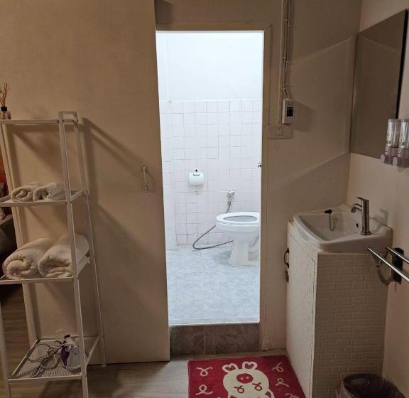 经济房, Hommie By De A Ga