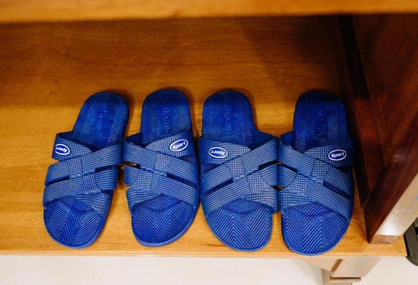 اتاق استاندارد با چشمانداز دریا, Khách Sạn A68