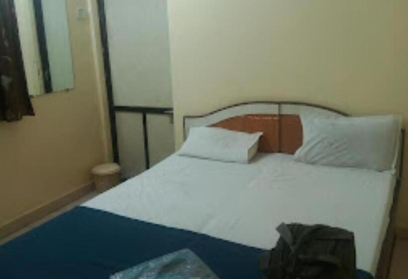 Deluxe Rum, Maan Residency Bhusawal