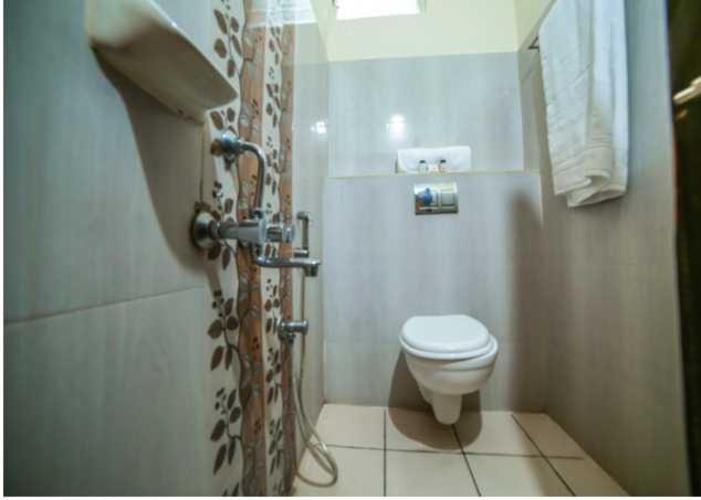 트리플 클래식 룸, Brindavan Beach Resort & Restaurant