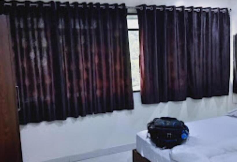 Chambre Standard, Pathika Jalgaon