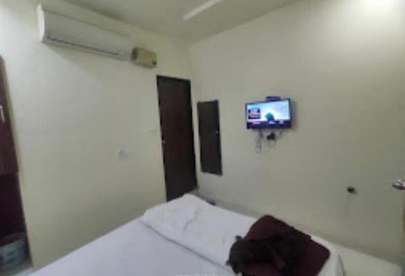 Chambre Standard, Pathika Jalgaon