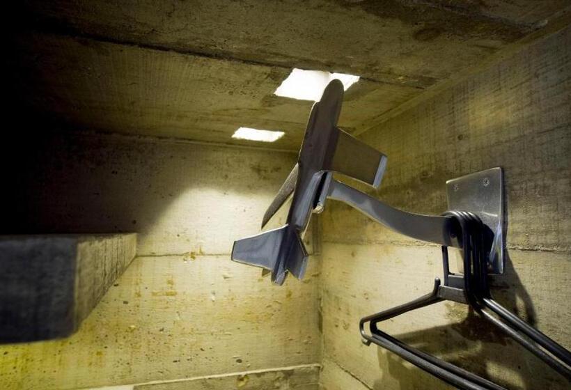 جناح ديلوكس, Pousada Vila Do Mel