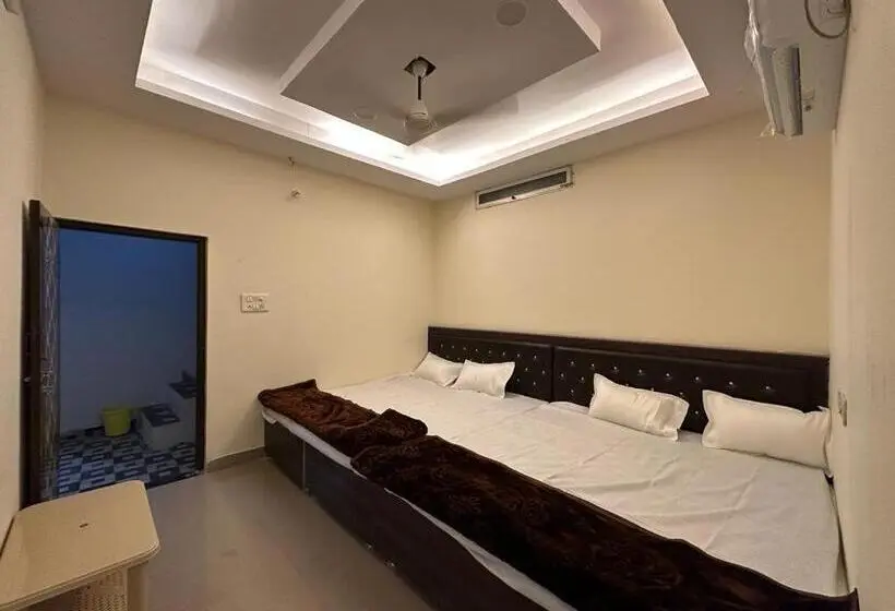 Standard-huone, Tanodiya Palace