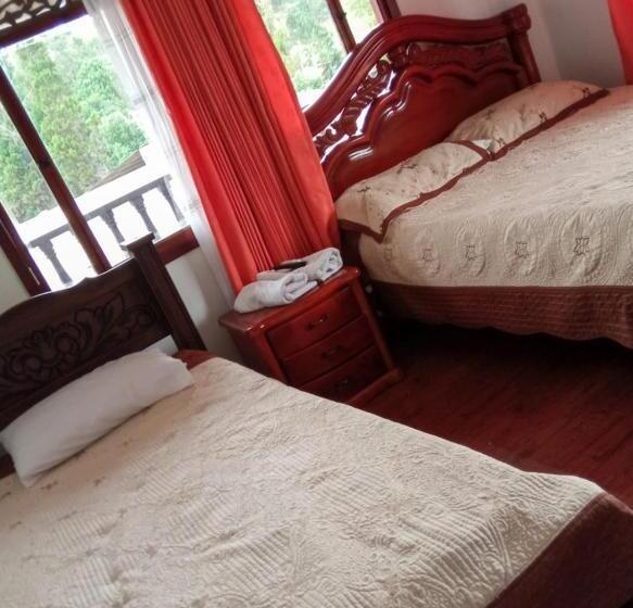 חדר סטנדרט לשלושה, Torogua