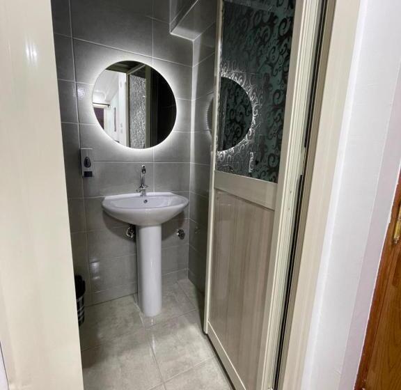 اتاق استاندارد سه تخته با چشمانداز, Yamour Pyramids View