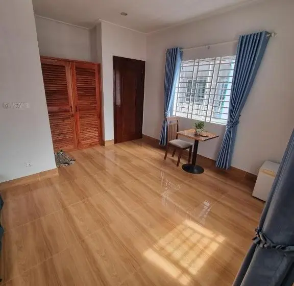 اتاق استاندارد با 2 تخت دوبل, The Hub Kampot