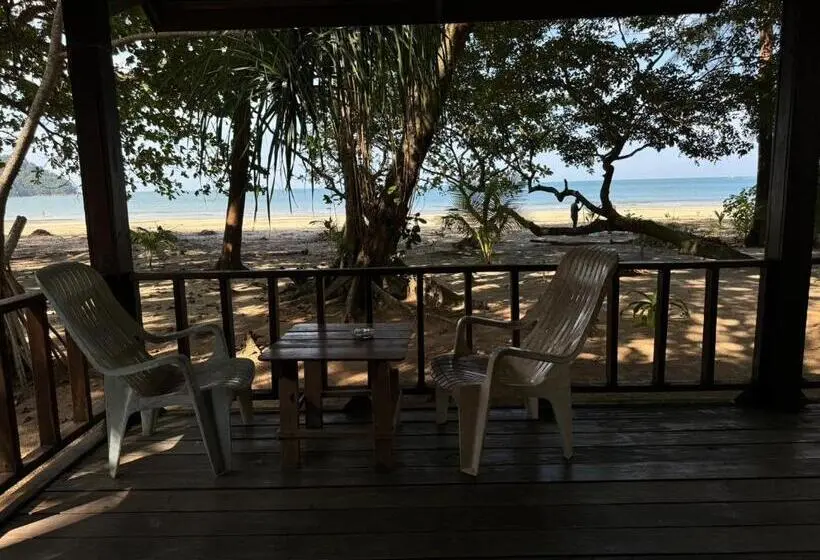 スタンダードバンガロー, Changthong Bungalow