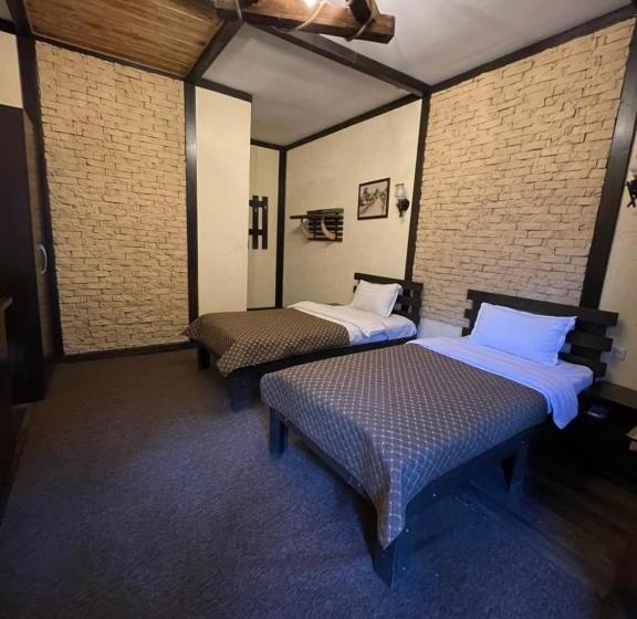 اتاق استاندارد با چشم‌انداز باغ, Barvilla