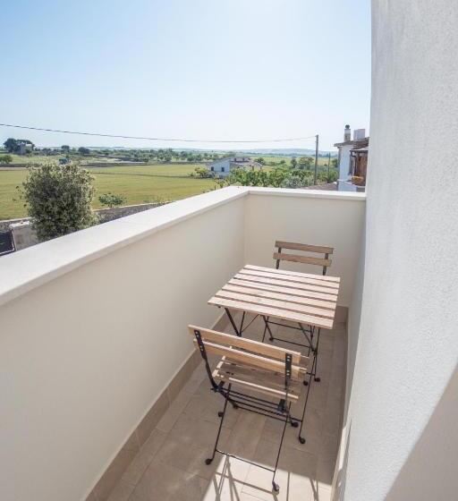 اتاق استاندارد با بالکن, Laportulaca Relax & Nature