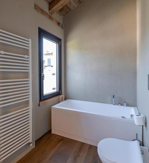 디럭스 룸 킹사이즈 침대, L’ozio Creativo