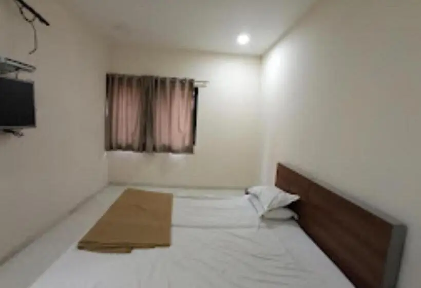 Deluxe-huone, Avanti, Nashik