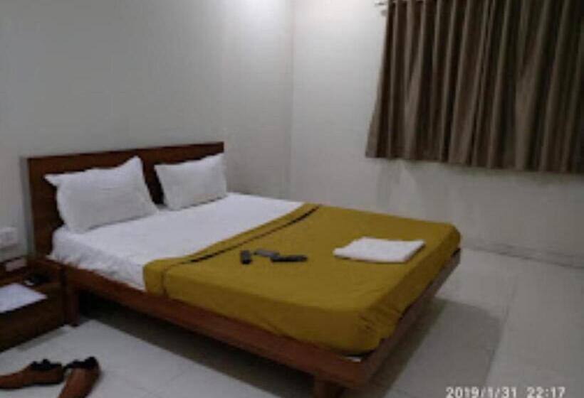 غرفة قياسية, Avanti, Nashik