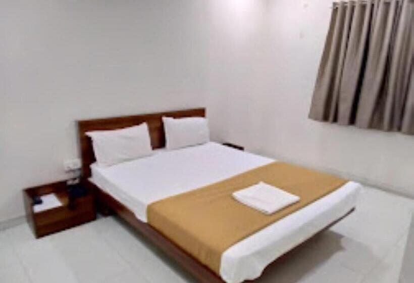 غرفة قياسية, Avanti, Nashik