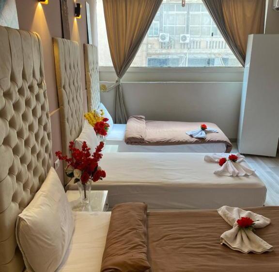 اتاق لوکس سه تخته, La Vida