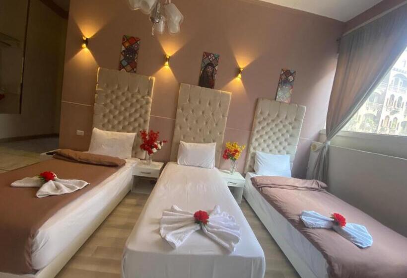 اتاق لوکس سه تخته, La Vida