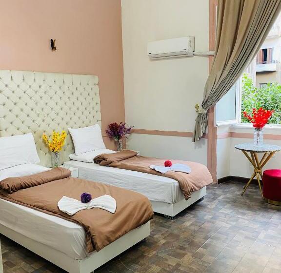 اتاق لوکس با بالکن, La Vida