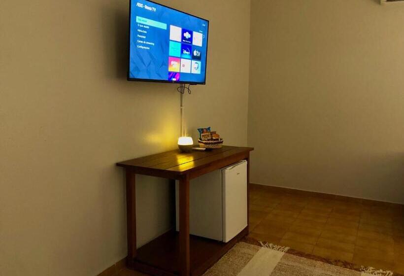 标准三人间, Pousada Jardins