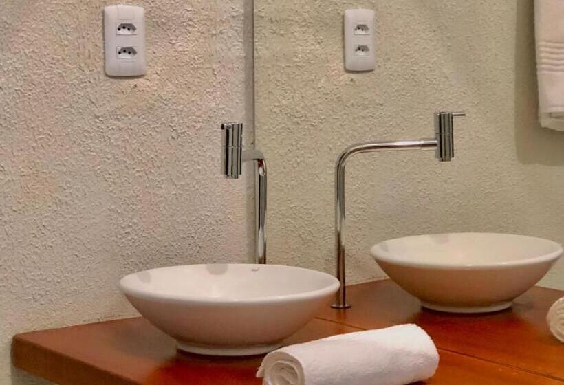 标准间, Pousada Jardins