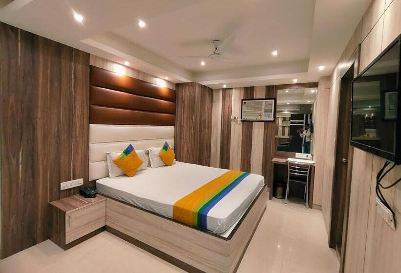 جناح سوبيريور, Steam