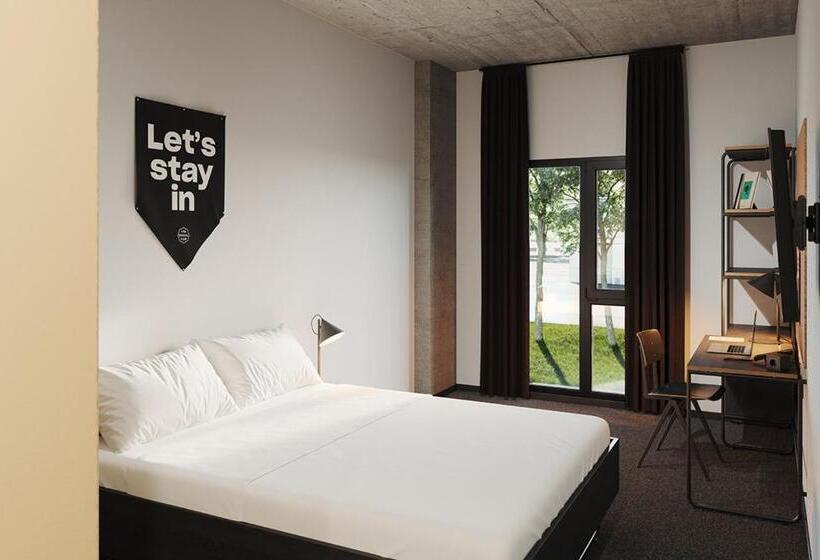 غرفة قياسية, The Social Hub San Sebastián