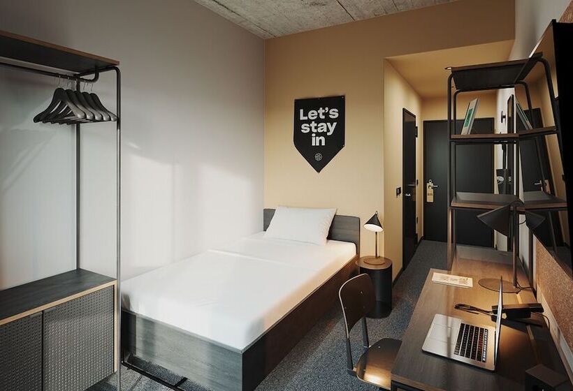 غرفة قياسية فردية, The Social Hub San Sebastián